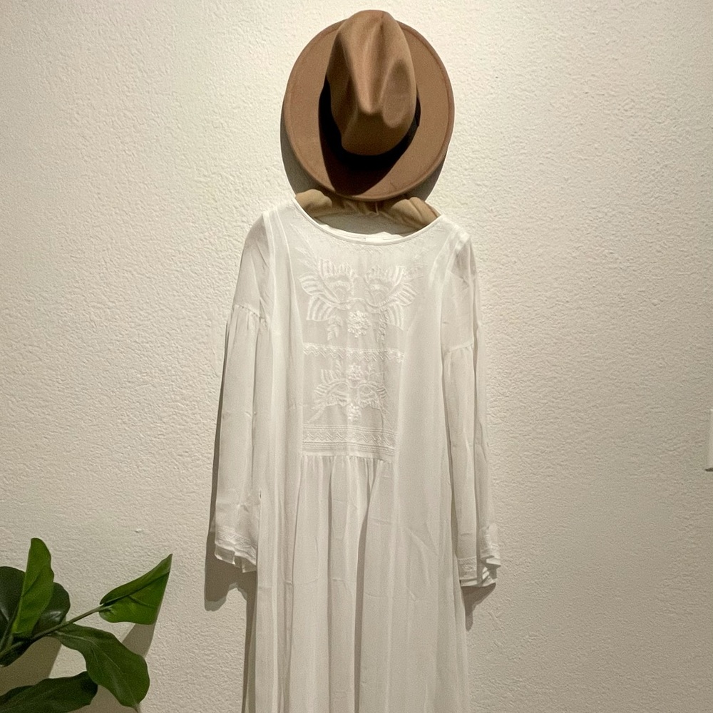 Boho white maxi dress. Perfect for photo shoots